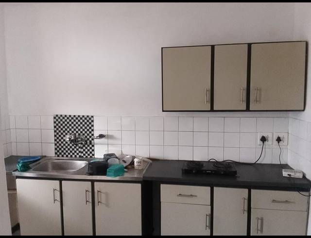 2 BEDROOM APARTMENT FOR SALE IN SUNNYSIDE